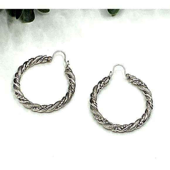 Twisted Rope Design Silver Tone Hoop Earrings - Picture 1 of 2